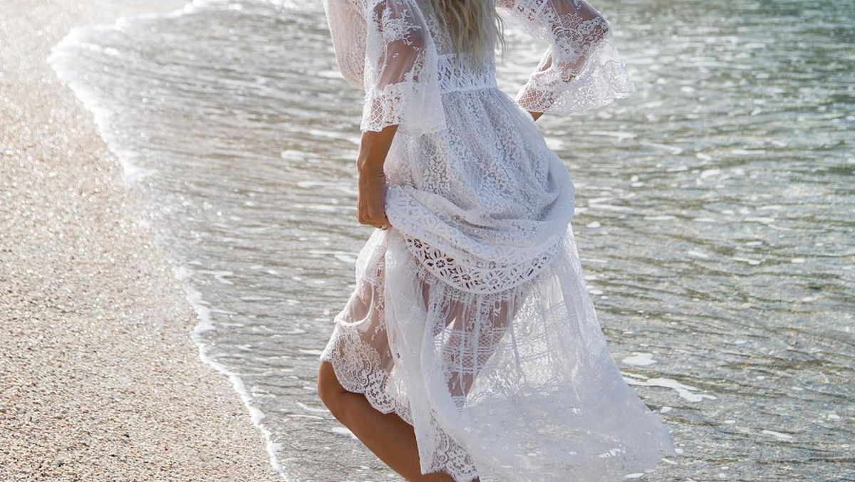 xscape tiered lace midi dress Rent Oasis Lace Tiered Strappy Midi Dress main image 0