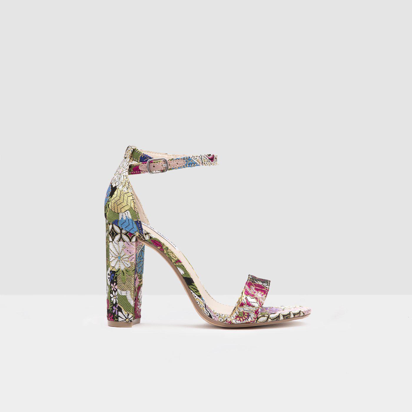 Steve Madden Carrson sandal with multicolored flowers