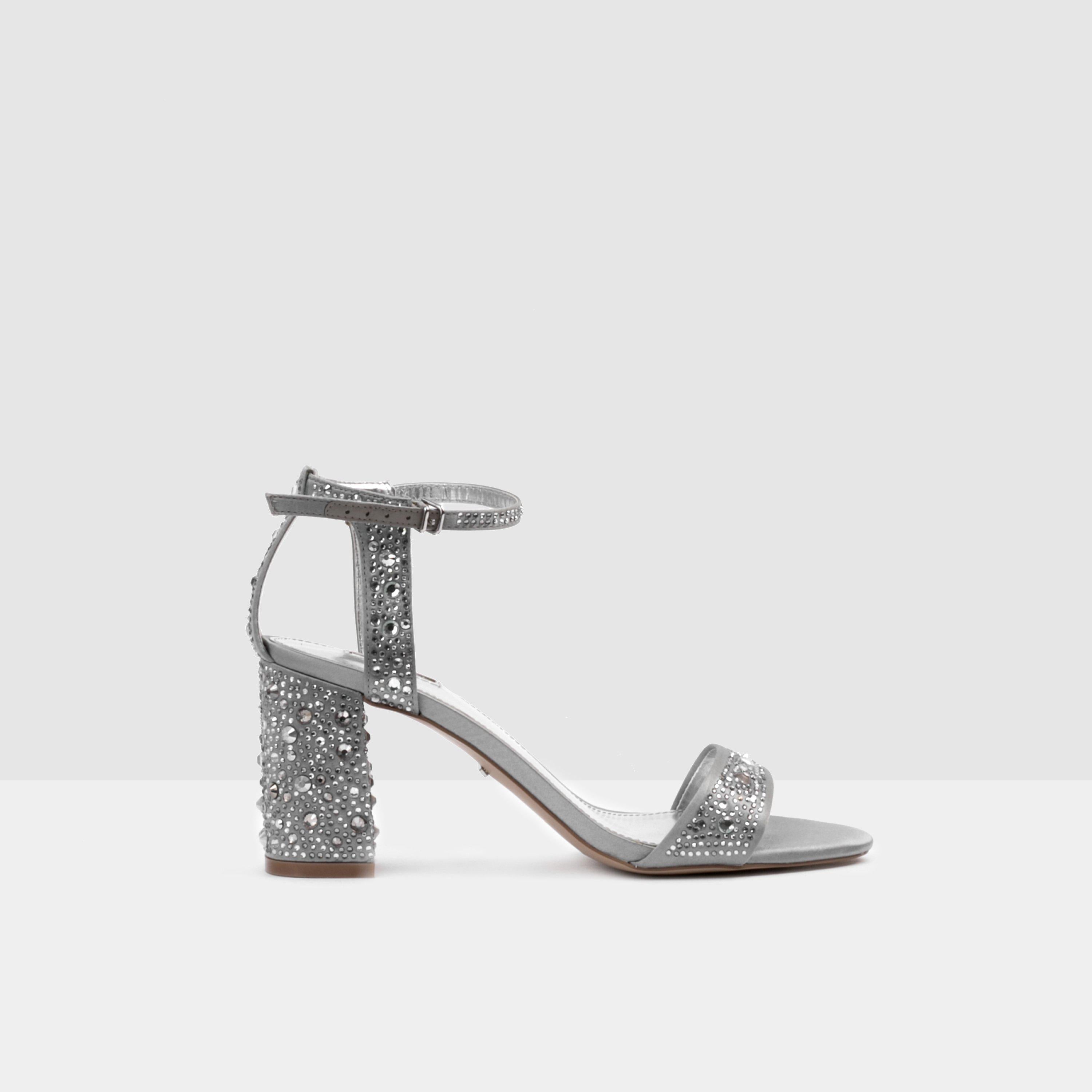 Carvela gigi sandals 2025