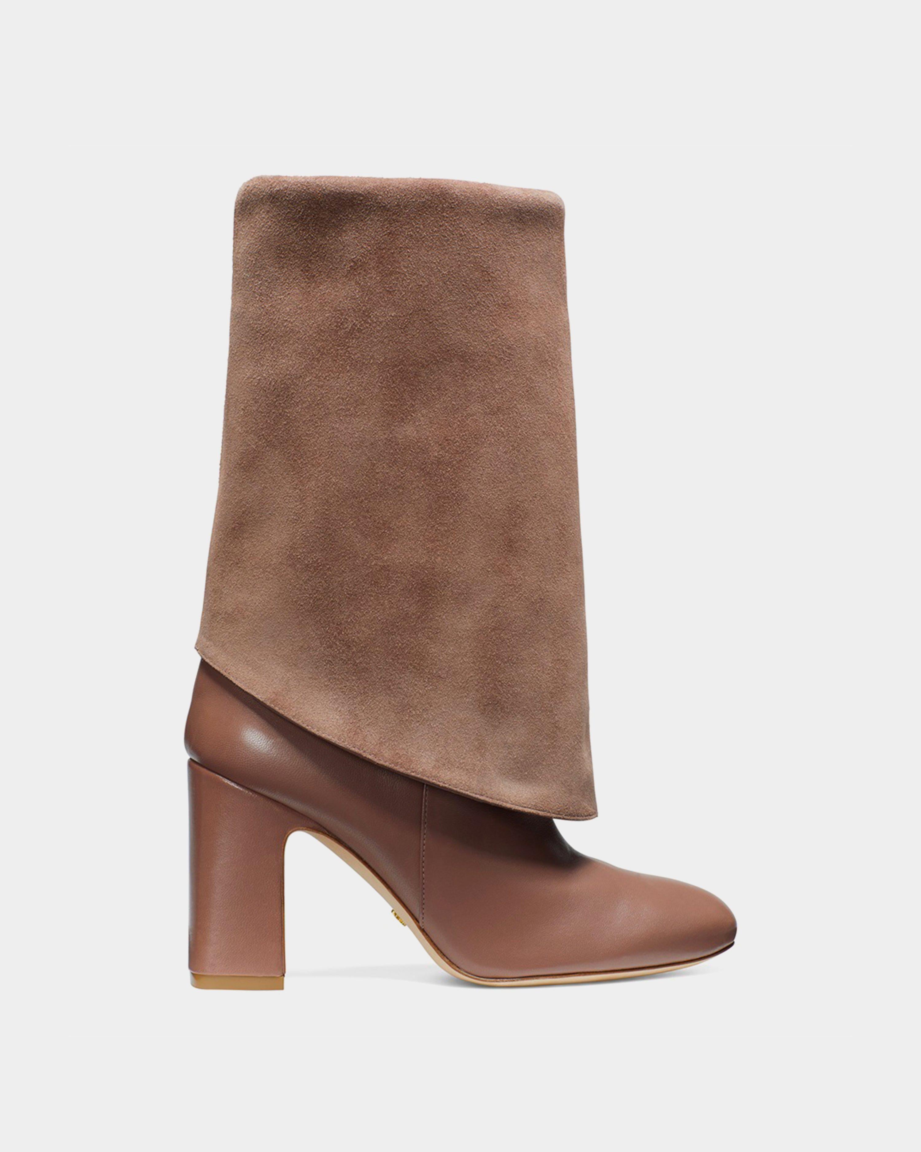 Stuart Weitzman Lucinda boot in taupe leather
