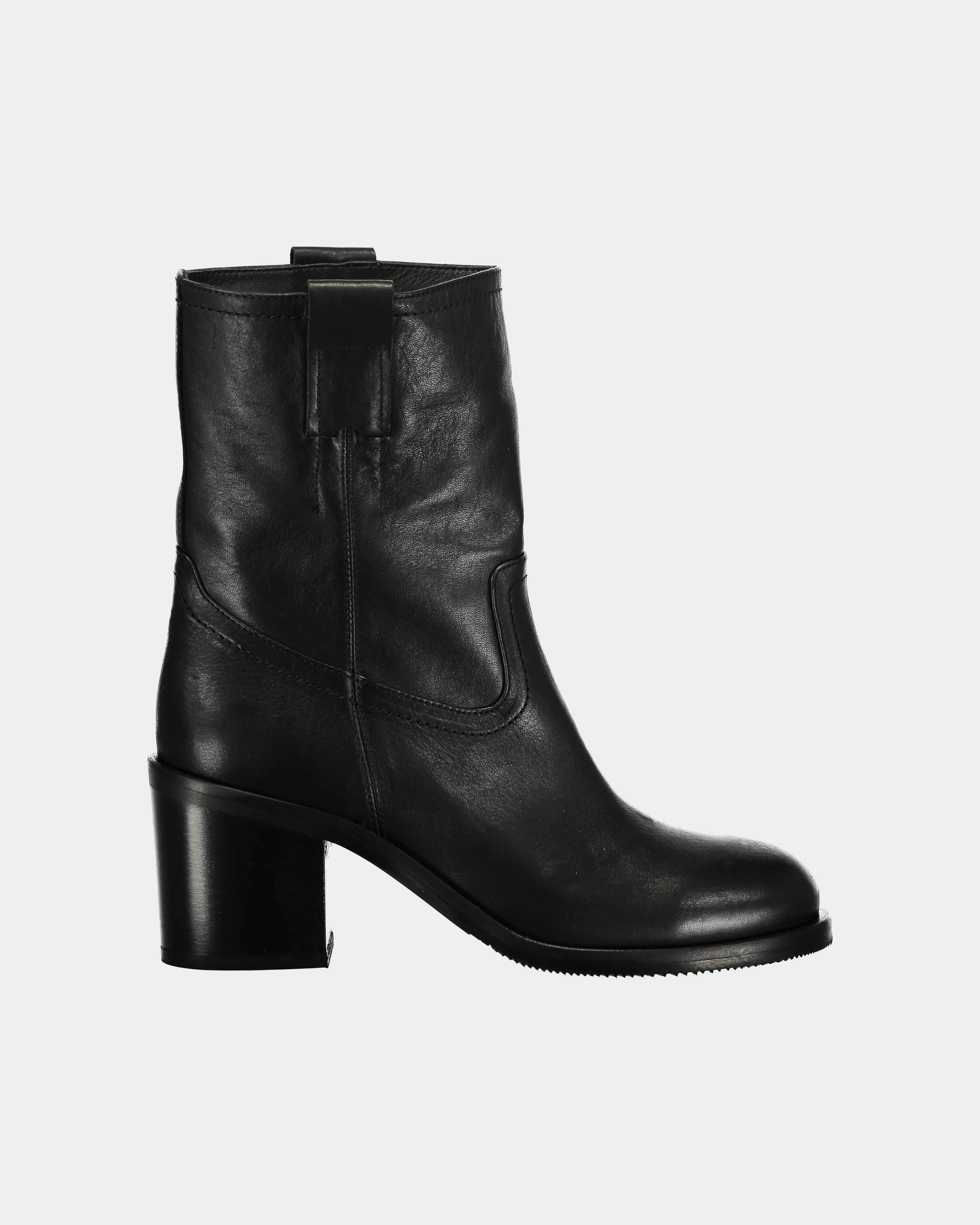 Lemare Black tube leather ankle boot