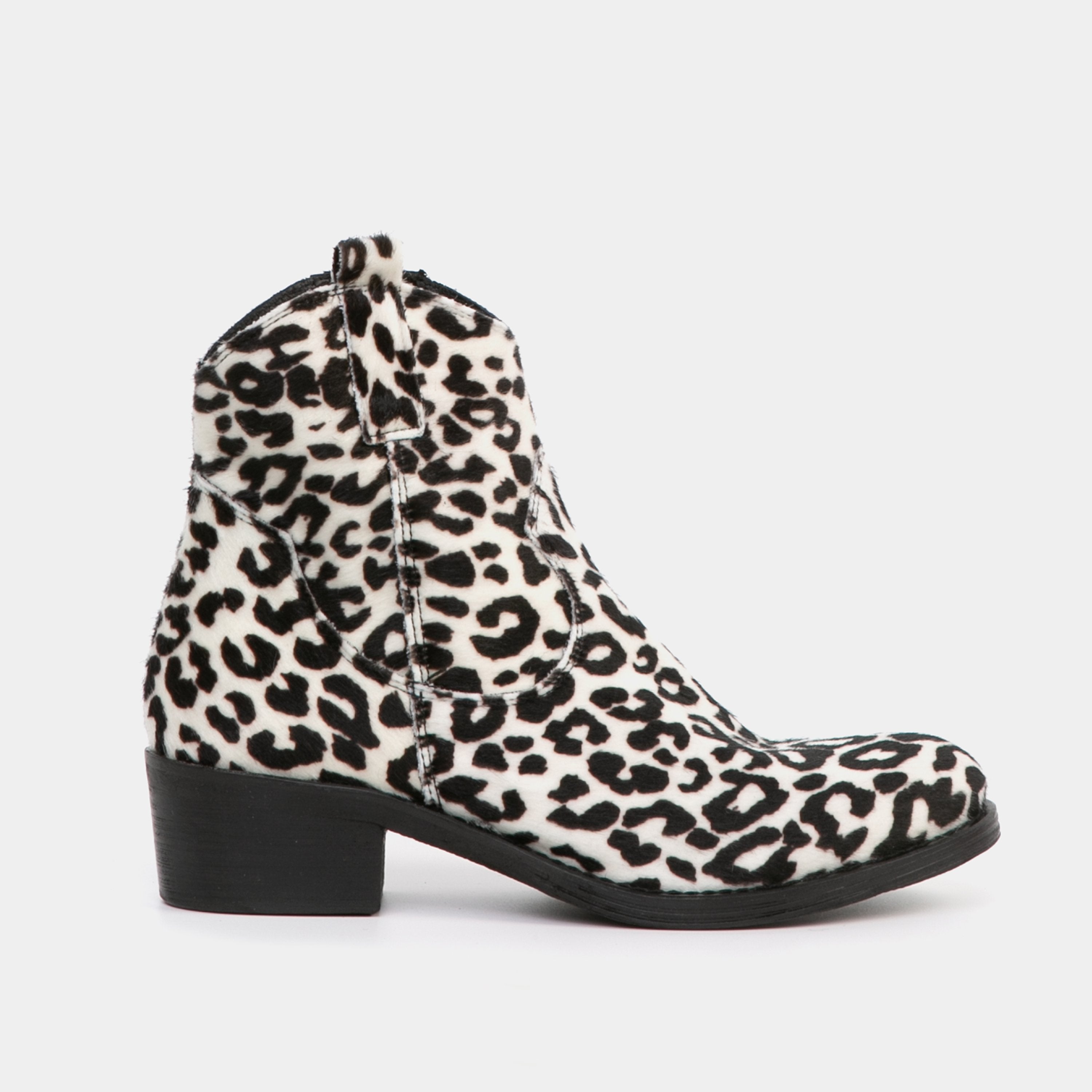 lemlo White leopard print Texan ankle boot