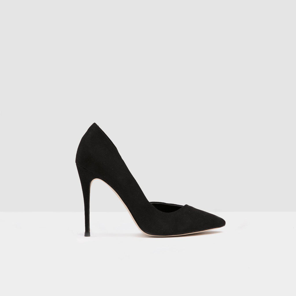 Acquista su lemlo.com Décollété Alexandra in suede nera di MISS KG