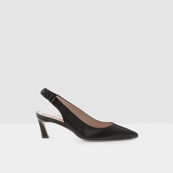 Stuart Weitzman Décollété Hayday in pelle nera – lemlò
