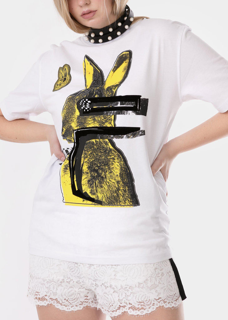 Acquista su lemlo.com T-shirt con stampa coniglio bianca di MCQ